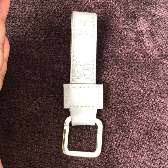 GUCCI Leather Key Chain - Picture 3 of 7